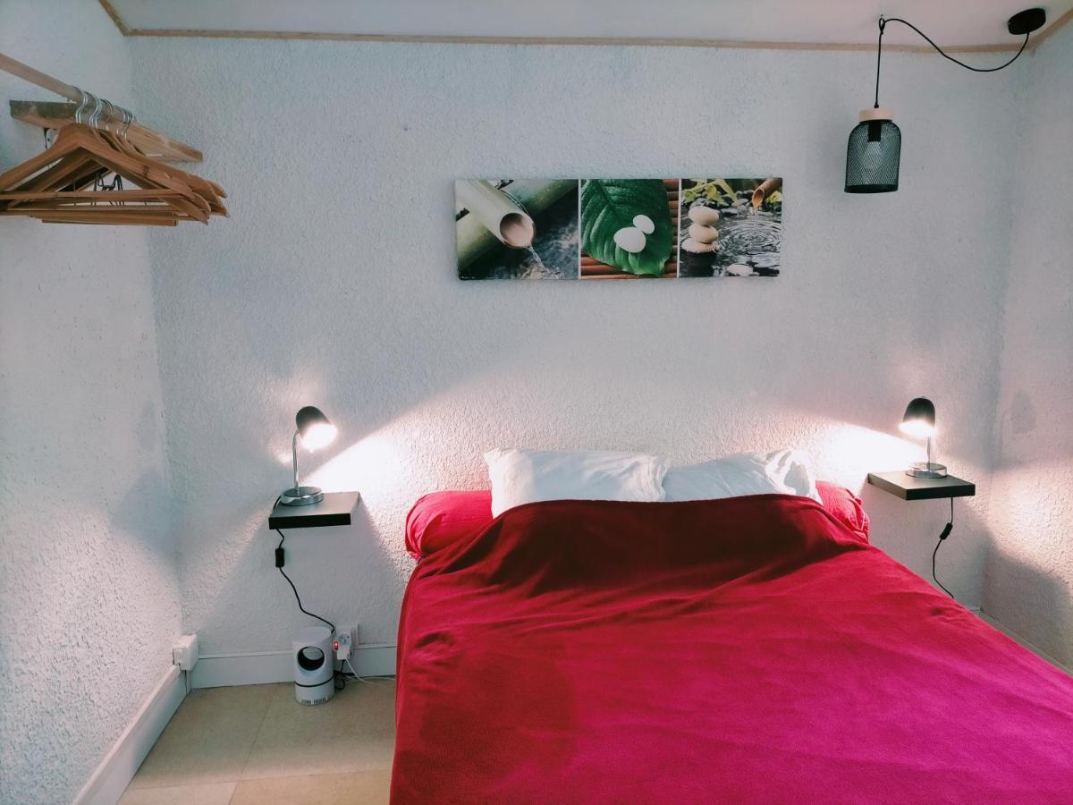 L'Aire Du Paon Apartment Bagian luar foto